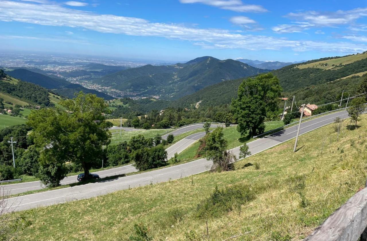 Апартаменты Panorama 1200, In The Heart Of The San Fermo Hills Adrara San Rocco Экстерьер фото